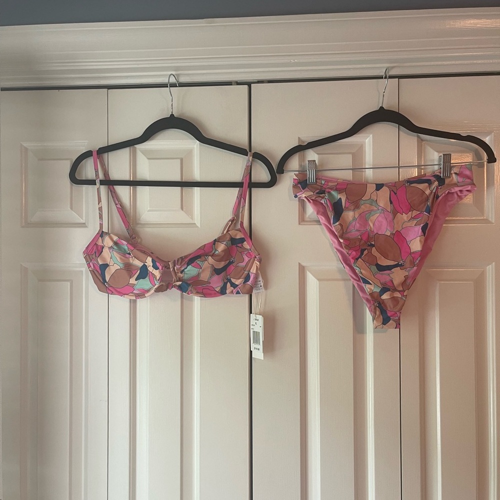 L Space Eco Chic Econyl Rose bikini Top & Arlo Classic Bottom